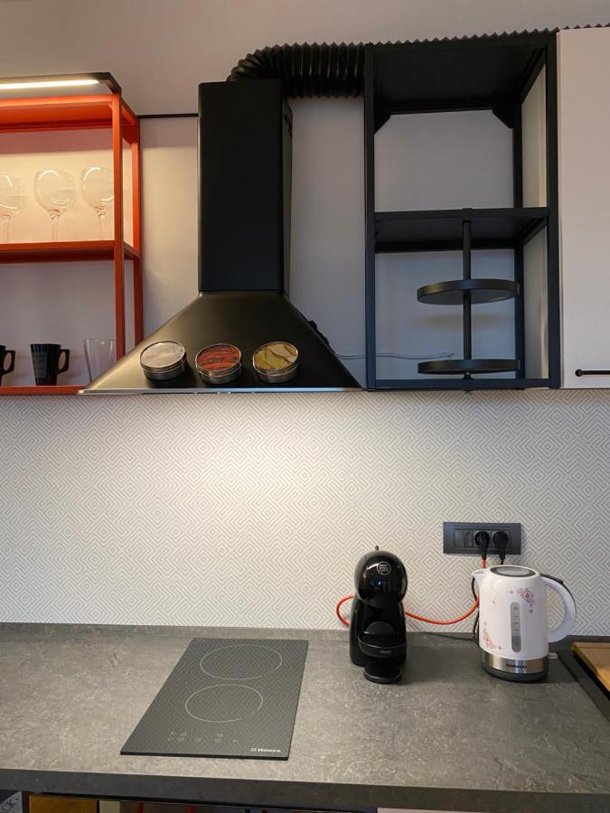 Cozy Red Bulldog Place In Apart-Complex/Pool Varna Buitenkant foto