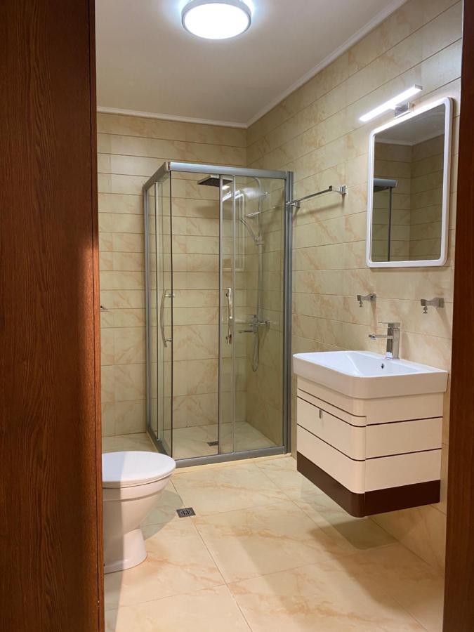 Cozy Red Bulldog Place In Apart-Complex/Pool Varna Buitenkant foto